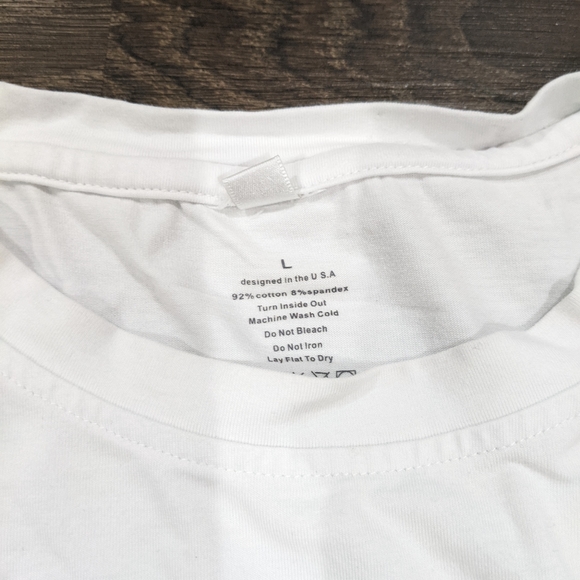 NOSE white crop top - Picture 2 of 2